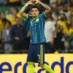 Luis Díaz brilha, Colômbia bate Uzbequistão e estreia com vitória na Copa