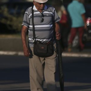 Junho Violeta alerta população sobre violência contra a pessoa idosa