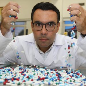 Entenda como medicamentos e suplementos podem influenciar exames laboratoriais
