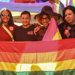 Orgulho LGBT: pessoas trans celebram projeto de inclusão pelo futebol