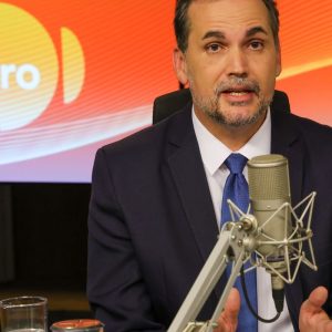 Governo usou lucros com exportação para conter preço dos combustíveis