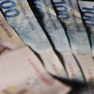 União paga R$ 834,8 milhões em dívidas de estados e municípios em maio