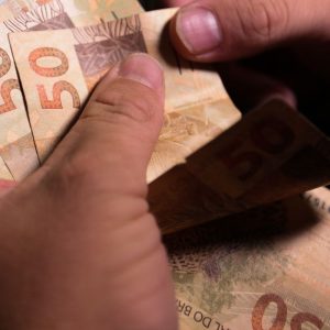 Caixa começa a pagar Bolsa Família de junho