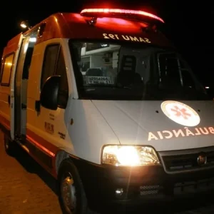 Motorista na contramão atinge moto e deixa mulher ferida no Lírios do Campo II em Nova Mutum