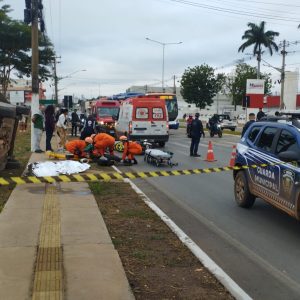 Acidente com três veículos mata mulher e deixa quatro feridos em MT; vídeo