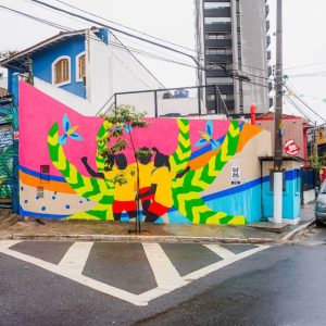 Mural em SP celebra futebol feminino um ano antes da Copa no Brasil