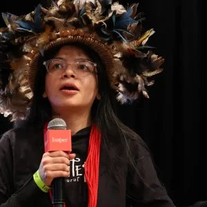 Representação indígena vai além de candidatos eleitos, diz cineasta 