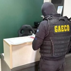 Operação Dupla Face mira suposto apoio de advogada a facção criminosa em MT
