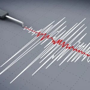 Após terremoto e alerta de tsunami, moradores da Guatemala fogem de casa