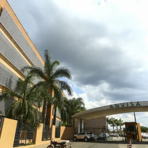 Anvisa determina apreensão de lotes falsificados do Mounjaro