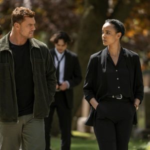 Temporada 4 de Reacher ganha data no Prime Video, que também marca a estreia de Neagley