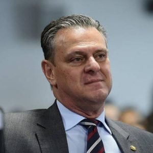 Fávaro percorre 12 municípios  para vistoriar obras e ouvir demandas da população
