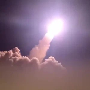Forças Armadas da Jordânia dizem ter derrubado 10 mísseis iranianos