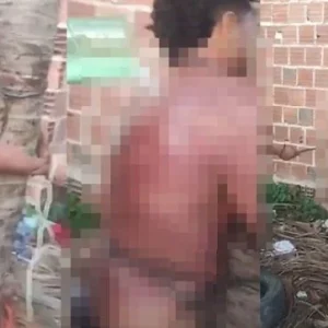 IMAGENS FORTES! Homem é amarrado e torturado por grupo criminoso após ser acusado de roubo