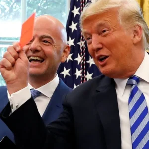 Presidente da Fifa confirma ligação de Trump e fala sobre “Caso Balogun”