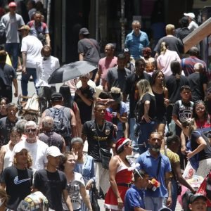 Consumidores podem renegociar dívidas bancárias até 31 de agosto