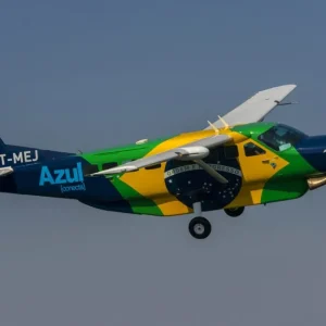 Azul anuncia parceria com Petrobras para operações aéreas no Norte