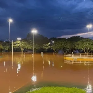 Rio Uruguai ultrapassa cota de inundação e segue em elevação no RS