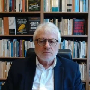 É preciso superar polarização com união da terceira via, diz filósofo
