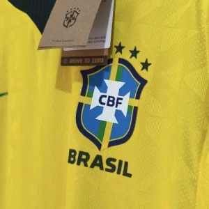Como a camisa da Seleção Brasileira virou arma contra o calor da Copa