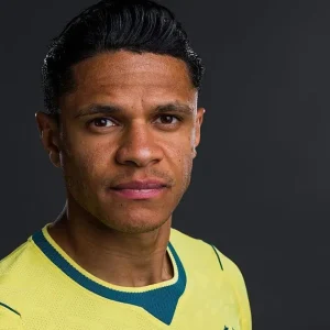 “Lateral nota 7”: Douglas Santos é destaque do Brasil na Copa; veja números