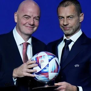 Boicote às Copas abala ainda mais a conturbada relação entre Uefa e Fifa