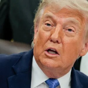 Trump alega que 278 mil não-cidadãos dos EUA estão registrados para votar