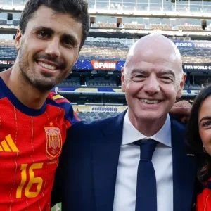 Rodri exalta Aitana Bonmatí após conquistar a Copa: “Imensa admiração”