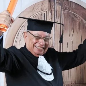 Aos 76 anos, empresário se forma em direito e conquista OAB: “Muito feliz”