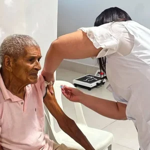 Ação itinerante de saúde atende bairros em Várzea Grande, Mato Grosso