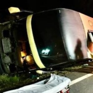 Ônibus de viagem tomba na BR-163 e deixa nove feridos em MT – RDM ONLINE