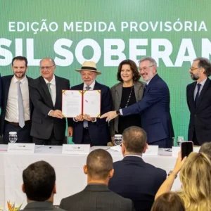 Brasil Soberano III: entenda plano para afetados por tarifaço e guerra