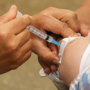 Várzea Grande oferece medicamento contra vírus que causa bronquiolite