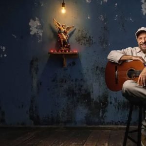 Cantor e compositor João Bosco completa 80 anos