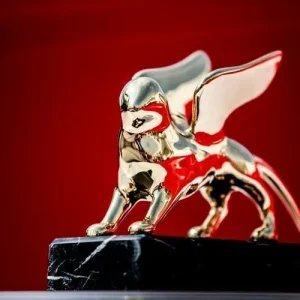 Coprodução brasileira concorre à categoria principal no Festival de Veneza