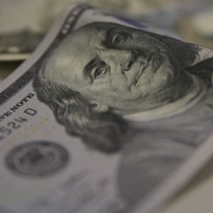 EUA impõem nova tarifa de 12,5% a produtos brasileiros