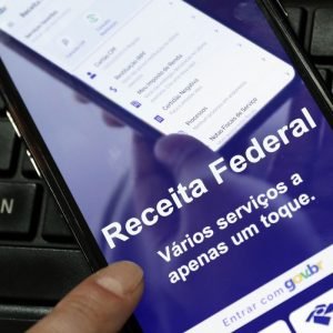 Lote especial de restituição do IRPF começa a ser pago nesta quarta