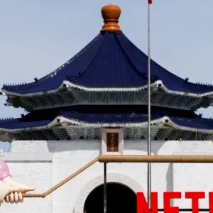 Netflix desaponta em receita no 2T26 e reduz guidance; ação tomba