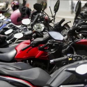 Justiça manda Prefeitura de SP credenciar Uber para mototáxi em 48 horas