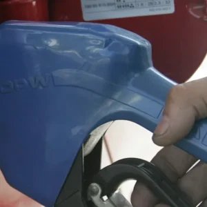 Análise: Mudança na mistura da gasolina com etanol preocupa indústria