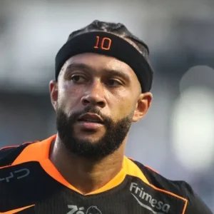 Corinthians: com transferban, CBF libera registro de contrato de Memphis