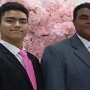 Pai e filho morrem em acidente após serem atingidos por dois caminhões