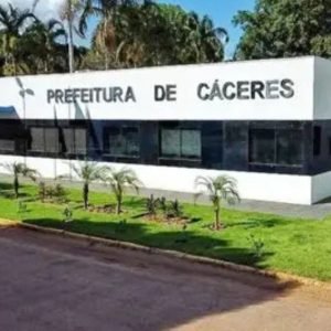 Prefeitura corta gastos e suspende contratações após prever déficit nas contas públicas em cidade de MT