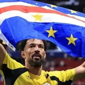 Sumiu? Vozinha não se apresenta no Chile e goleiro pode ir para o Marrocos