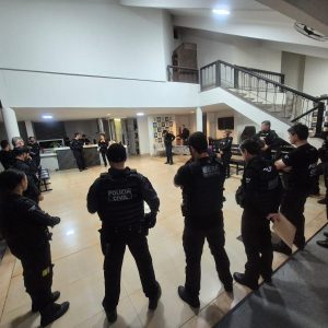 Operação mira facção que usava bingos para lavar dinheiro em MT