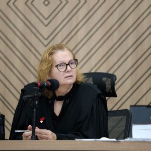 Juíza nega pedido da defesa de Carlinhos Bezerra e mantém julgamento