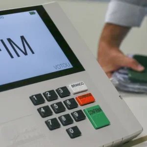 Convenções acabam hoje e partidos têm até dia 15 para registrar candidatos