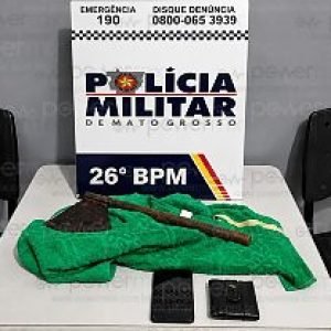 Ex-marido ameaça matar a ex, é preso pela PM e deixa machadinho escondido perto da residência em Nova Mutum/MT | Power Mix