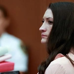 Caso de mãe que matou 3 filhos reacende debate sobre psicose pós-parto