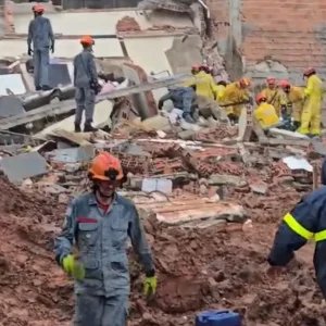 Desabamento em SBC ocorreu ao lado de obra da CDHU; laudos serão avaliados